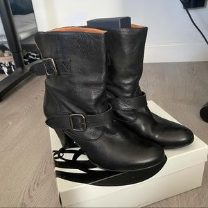Steven madden black leather buckle booties boots